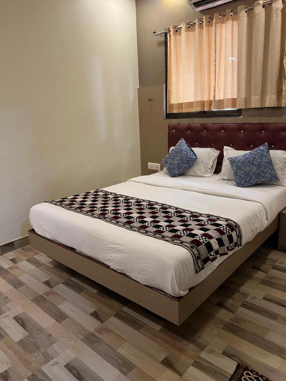 Hilal Dormitory Mumbai Exterior foto