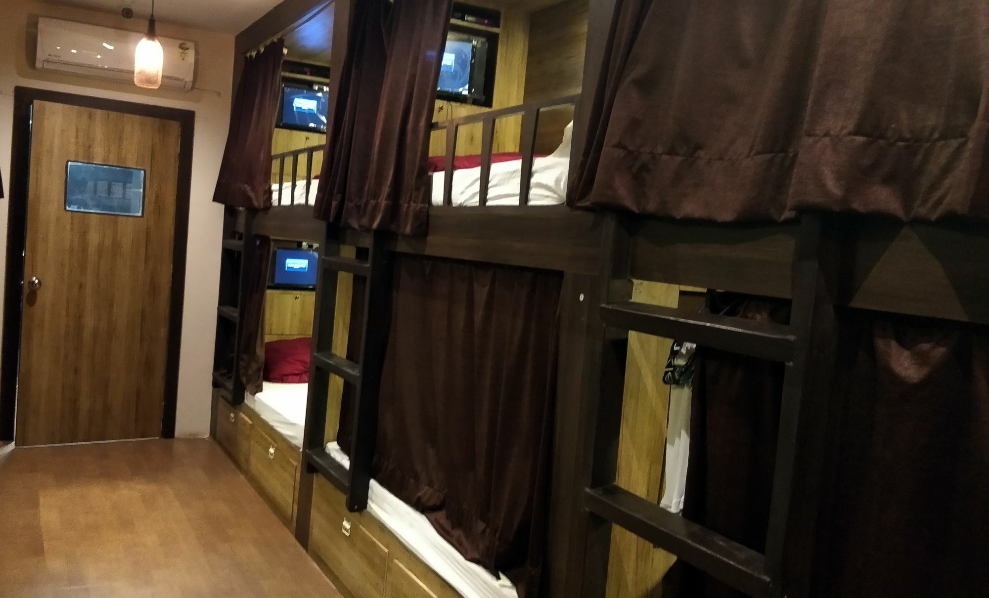 Hilal Dormitory Mumbai Exterior foto